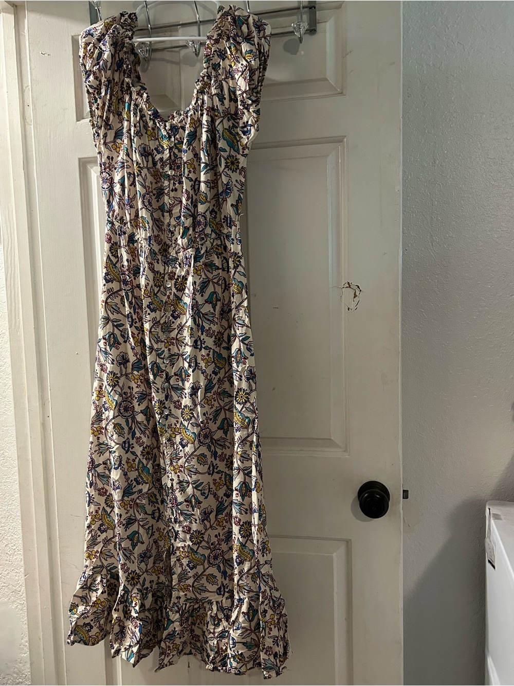New Look Cream Floral Maxi Dress with Ruffle Hem
